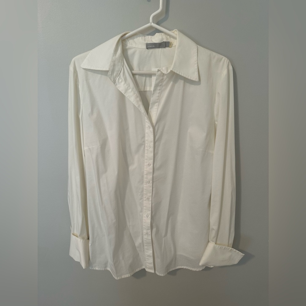 Vince button down shirt. Size L.  Nwt.  Beautiful off white color